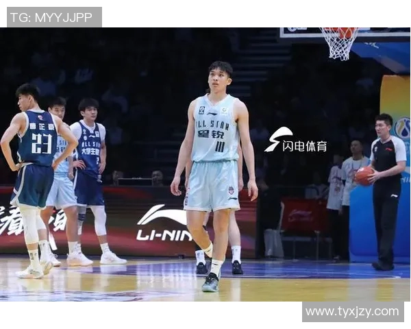 男明星们的篮球热情与风采盘点那些在球场上闪耀的星光